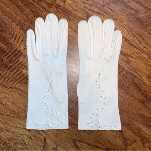 Vintage Wear Right Western Germany Dress Gloves For Women.